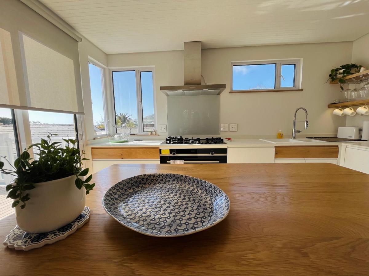 Moonshine - Two Bedroom House With Inverter كيب تاون المظهر الخارجي الصورة