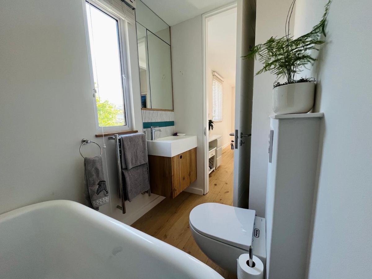 Moonshine - Two Bedroom House With Inverter كيب تاون المظهر الخارجي الصورة